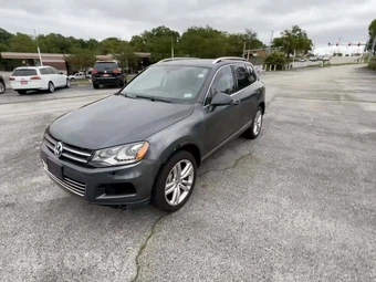 2013 Volkswagen Touareg V6 Executive - samochód z USA z aukcji Manheim, oferta Kup Teraz w AUTOMAX