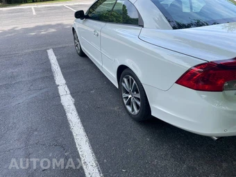 2013 Volvo C70 T5 w/Inscription Pkg - miniatura 3