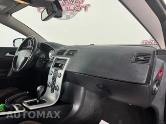 2013 Volvo C70 T5 w/Inscription Pkg - miniatura 12