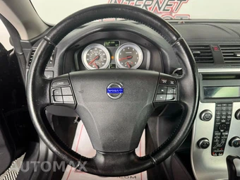 2013 Volvo C70 T5 w/Inscription Pkg - miniatura 13