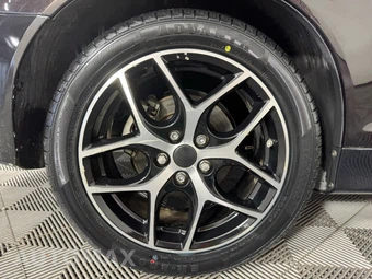 2013 Volvo C70 T5 w/Inscription Pkg - miniatura 40