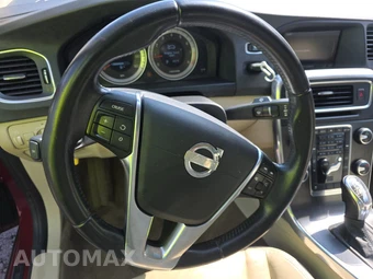 2013 Volvo S60 T5 Premier Plus – miniatura 10