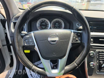 2013 Volvo S60 T5 – miniatura 10