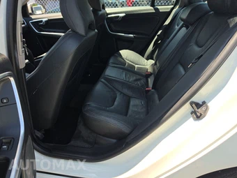 2013 Volvo S60 T5 – miniatura 13