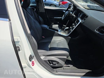 2013 Volvo S60 T5 – miniatura 8