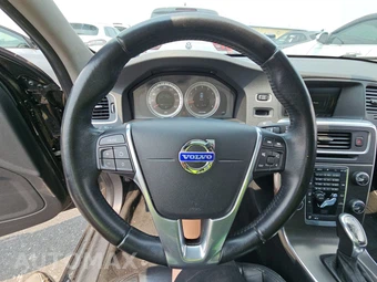 2013 Volvo S60 T5 - miniatura 10