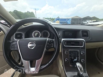 2013 Volvo S60 T5 – miniatura 11