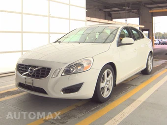 2013 Volvo S60 T5 — samochód z USA z aukcji Manheim, oferta Kup Teraz w AUTOMAX