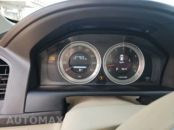 2013 Volvo XC60 3.2 Premier – miniatura 12