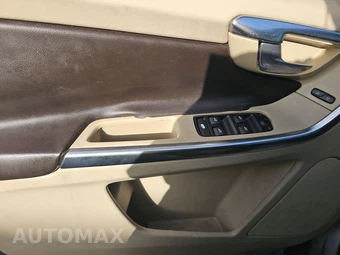 2013 Volvo XC60 3.2 Premier – miniatura 9