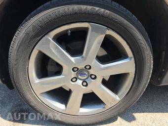 2013 Volvo XC60 T6 R-Design Platinum – miniatura 23
