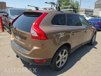 2013 Volvo XC60 T6 R-Design Platinum – miniatura 3