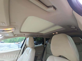 2013 Volvo XC60 T6 – miniatura 11