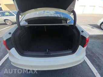 2014 Audi A4 2.0T Premium Plus Sedan – miniatura 14