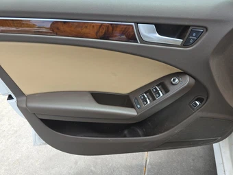 2014 Audi A4 2.0T Premium Sedan – miniatura 9