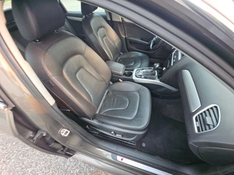 2014 Audi A4 2.0T Premium Sedan – miniatura 8