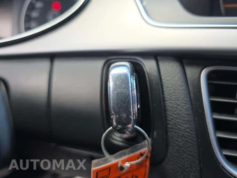 2014 Audi A4 2.0T Premium Sedan – miniatura 8