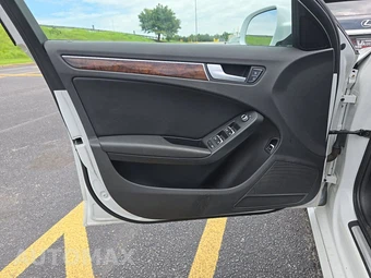 2014 Audi A4 2.0T Premium Sedan – miniatura 9