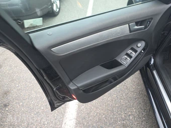 2014 Audi A4 2.0T Premium Sedan – miniatura 9