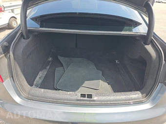 2014 Audi A4 2.0T Premium Sedan - miniatura 16