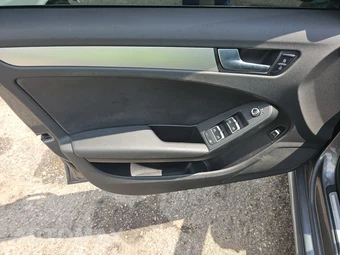 2014 Audi A4 2.0T Premium Sedan - miniatura 9