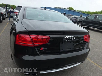 2014 Audi S8 – miniatura 5