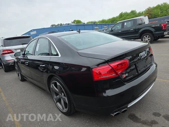 2014 Audi S8 – miniatura 6