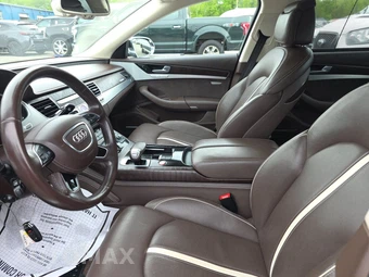 2014 Audi S8 – miniatura 7