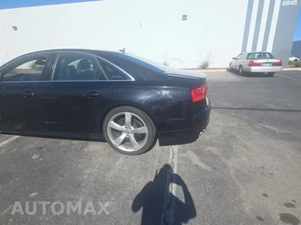 2014 Audi S8 – miniatura 2