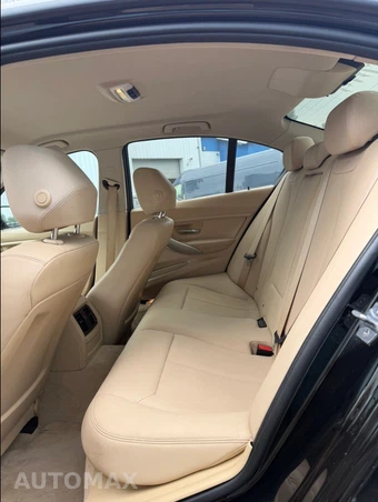 2014 BMW 3 Series Sedan 320i - miniatura 15