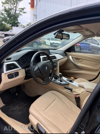 2014 BMW 3 Series Sedan 320i - miniatura 17