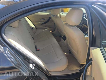2014 BMW 3 Series Sedan 320i - miniatura 16