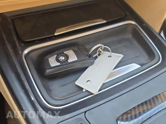 2014 BMW 3 Series Sedan 320i - miniatura 8