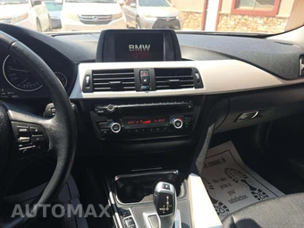 2014 BMW 3 Series Sedan 320i - miniatura 9