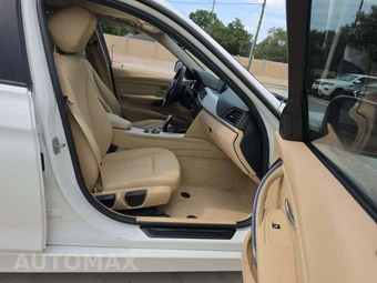 2014 BMW 3 Series Sedan 320i - miniatura 15