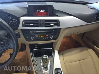 2014 BMW 3 Series Sedan 320i - miniatura 11