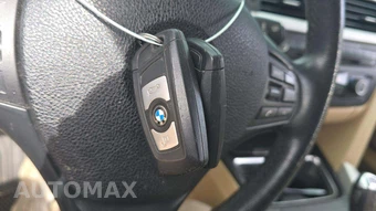 2014 BMW 3 Series Sedan 320i - miniatura 19