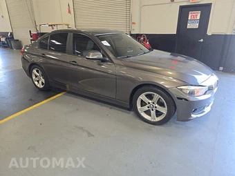 2014 BMW 3 Series Sedan 320i - miniatura 3