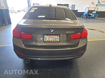 2014 BMW 3 Series Sedan 320i - miniatura 5