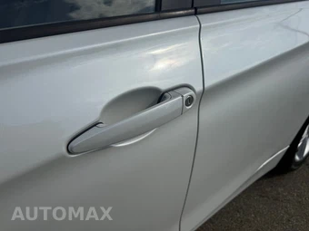 2014 BMW 3 Series Sedan 320i xDrive - miniatura 13