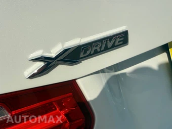 2014 BMW 3 Series Sedan 320i xDrive - miniatura 28