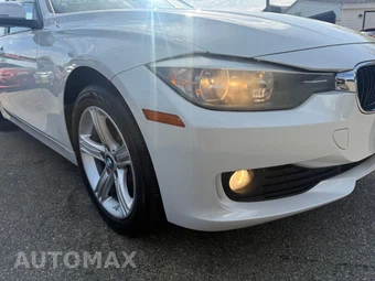 2014 BMW 3 Series Sedan 320i xDrive - miniatura 32