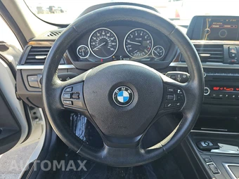 2014 BMW 3 Series Sedan 320i xDrive - miniatura 10