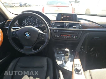 2014 BMW 3 Series Sedan 320i xDrive - miniatura 11
