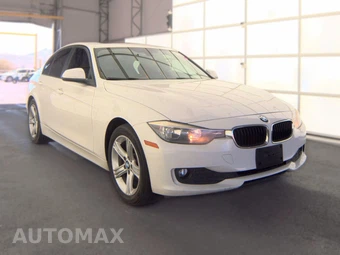 2014 BMW 3 Series Sedan 320i xDrive - miniatura 3