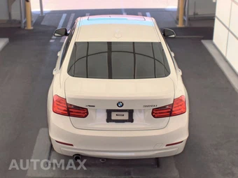 2014 BMW 3 Series Sedan 320i xDrive - miniatura 5