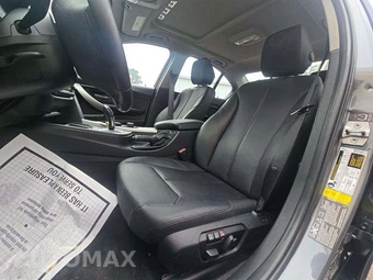 2014 BMW 3 Series Sedan 320i xDrive - miniatura 3