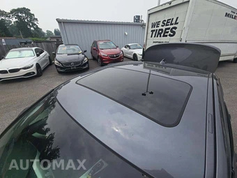 2014 BMW 3 Series Sedan 320i xDrive - miniatura 9
