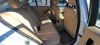 2014 BMW 3 Series Sedan 320i xDrive - miniatura 12