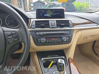 2014 BMW 3 Series Sedan 320i xDrive - miniatura 10